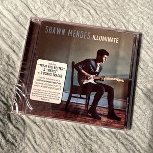 Shawn Mendes Illuminate deluxe CD